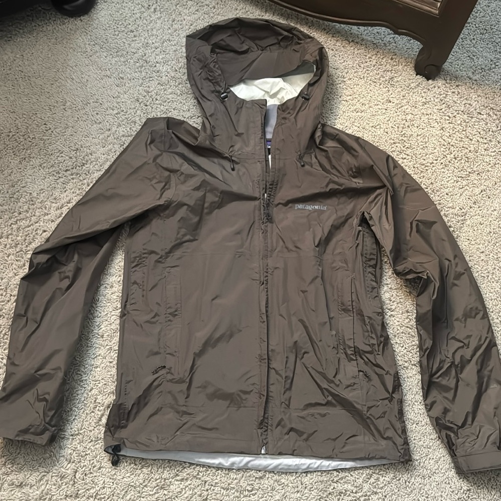Men’s Patagonia Rain Jacket
